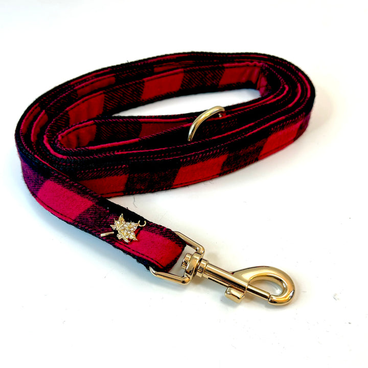 Canada leash with hands-free extension