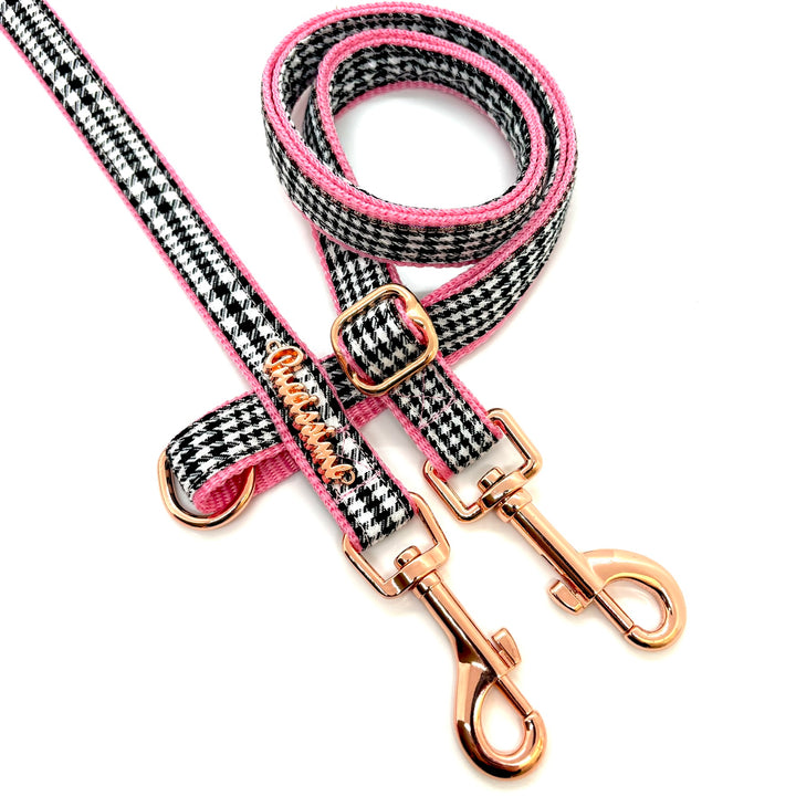 Princess leash with hands-free extension