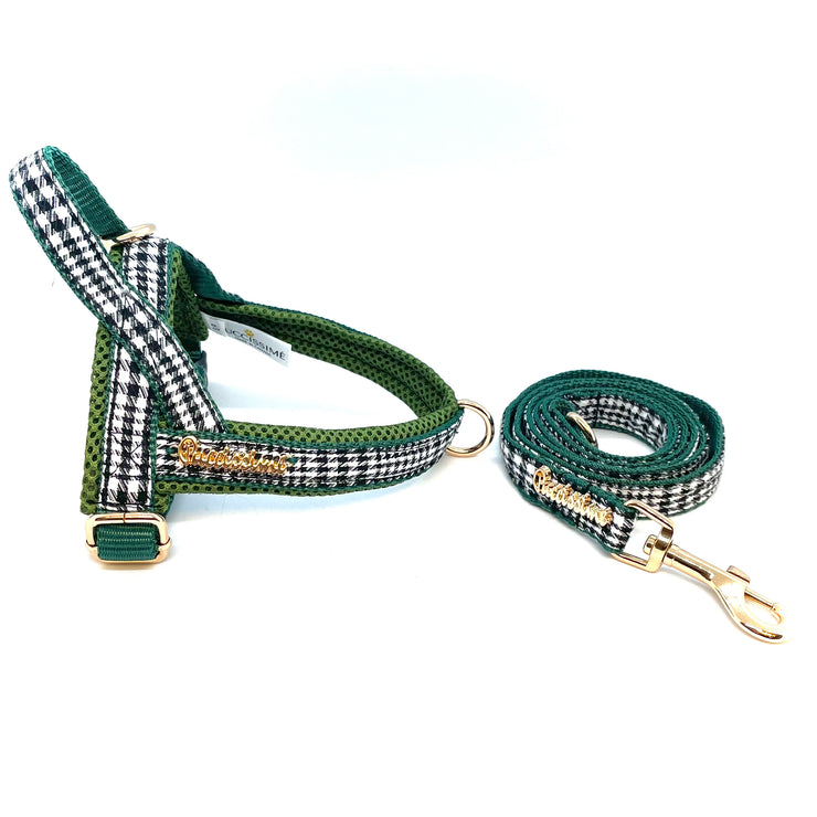 Puccissime Fern green houndstooth luxury dog accessories matching set. Norwegian one click no pull no choke no mat easy wear dog harness and leash. MADE IN CANADA.