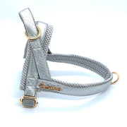 Puccissime Diva silver luxury vegan leather Norwegian one click harness. No pull no choke no mat easy wear. MADE IN CANADA