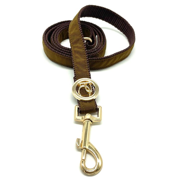 Puccissime Gold dog rain matching leash. MADE IN CANADA.